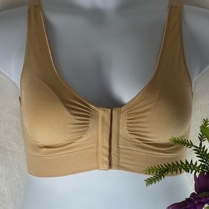 🎉 EUC Miracle Bamboo Bra Size XL X-Large